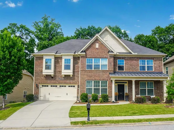 364 Leigh Creek Dr, Simpsonville, SC 29681