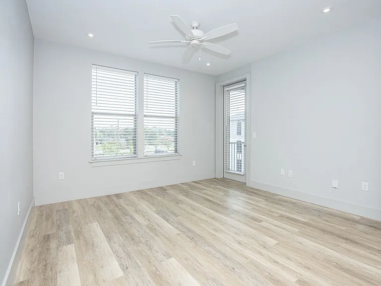 2501 Bienville Blvd #424 — Photo 14