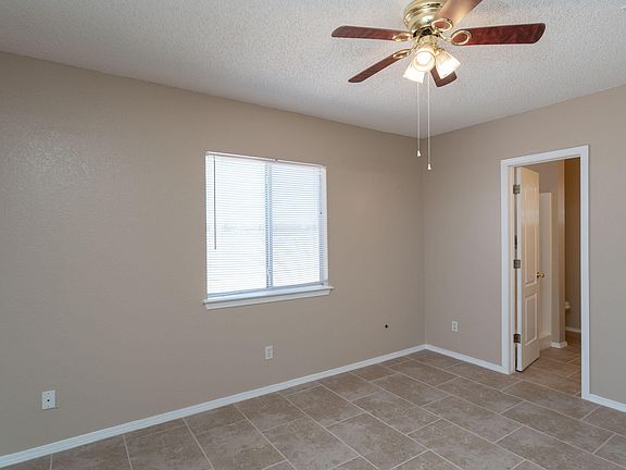 3rd image of 3326 Elias Pl