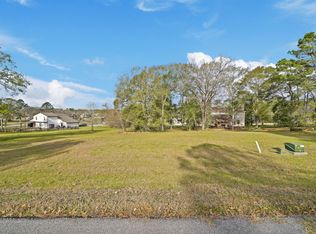 54 Lakecrest Ln, Huntsville, TX 77340