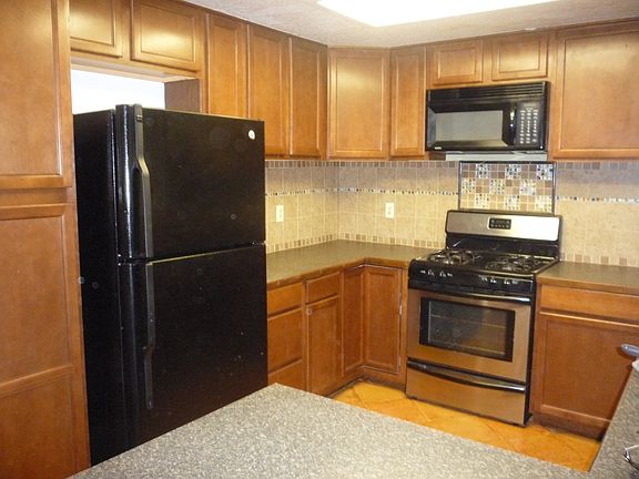 2nd image of 41037 176th St E