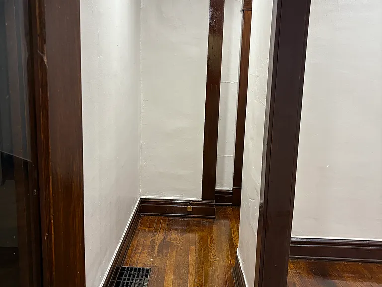 634 Pleasant St SE #2 — Photo 9