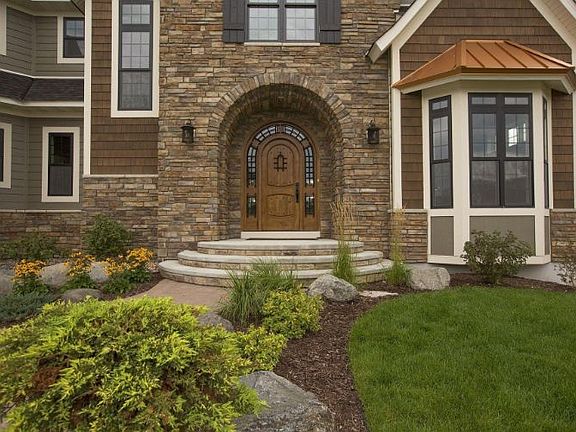 3rd image of 5415 Archer Ln N