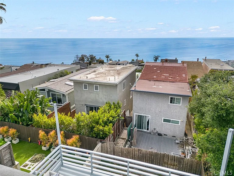 1059 Miramar St — Photo 29