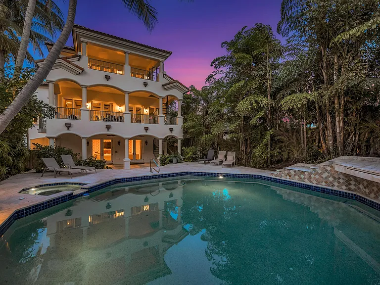 709 Idlewyld Dr — Photo 88