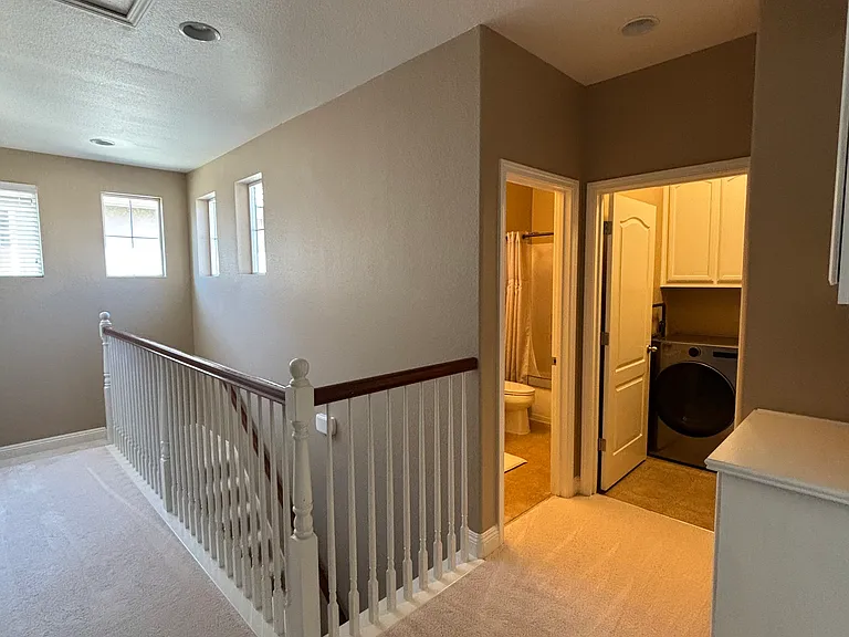 343 Carriage Ln — Photo 12