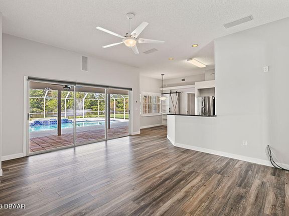 4th image of 37 Coquina Point Dr
