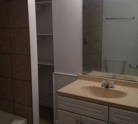 2nd image of 4815 Norcroft Dr