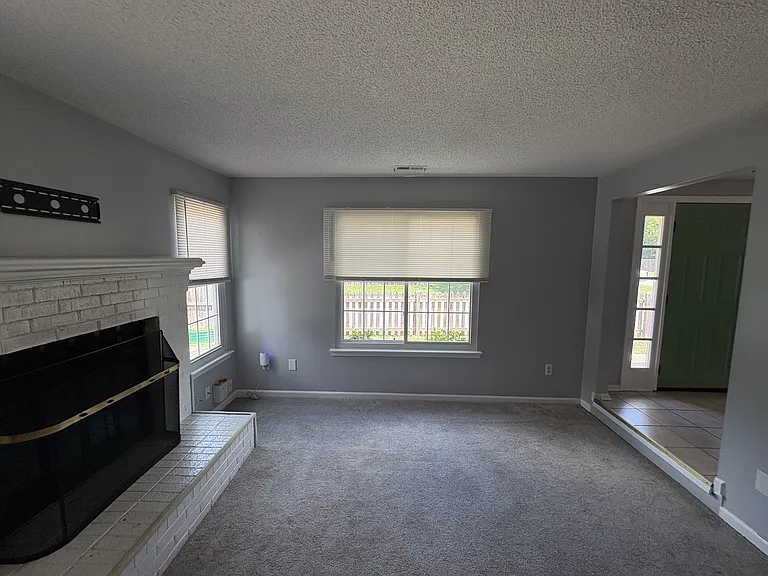 1501 Antler Cir — Photo 4