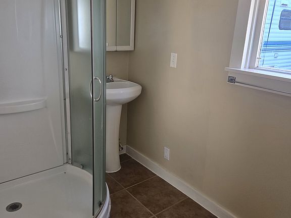 5th image of 2525 S Higgins Ave