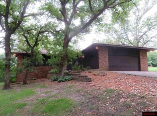 20368 554th Ln, Mankato, MN 56001