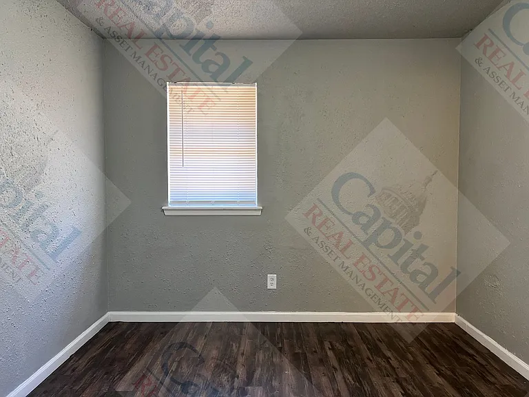 721 Lloyd Ave — Photo 20