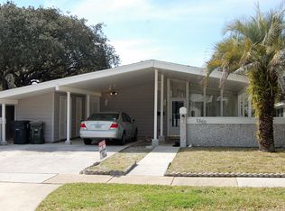 1360 Ocean Blvd, Atlantic Beach, FL 32233