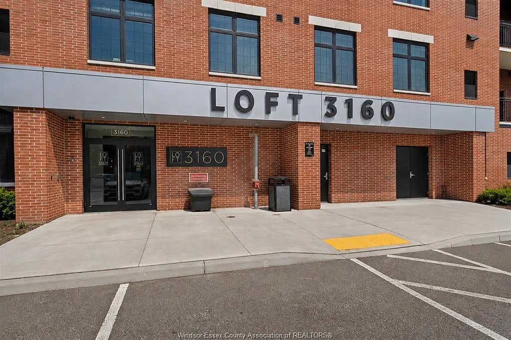 1 bed, 749 sqft, $1,850 — Photo 2