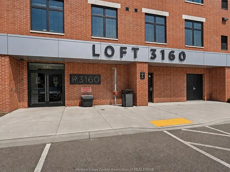3160 Meadowbrook Ln #115 — Photo 2
