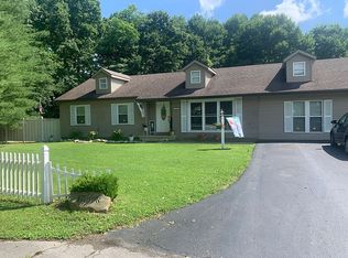 103 Robinson Ave, Vanceburg, KY 41179