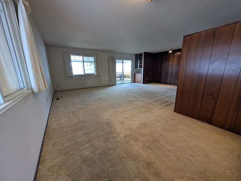 527 Linden Dr — Photo 12