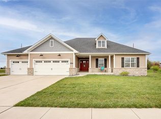 609 Fairway Wood Dr, O'fallon, IL 62269