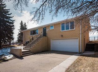 1000 W Highland Acre Rd, Bismarck, ND 58501