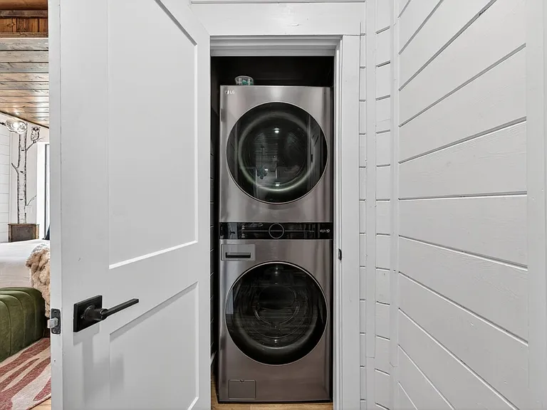 Laundry Room Cabinet