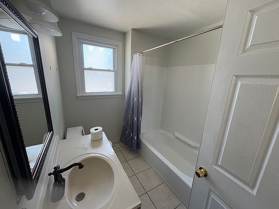 Full bathroom