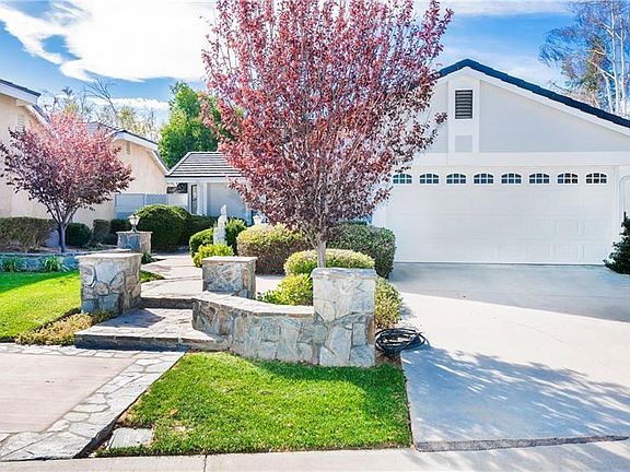 3rd image of 26129 Bella Santa Dr