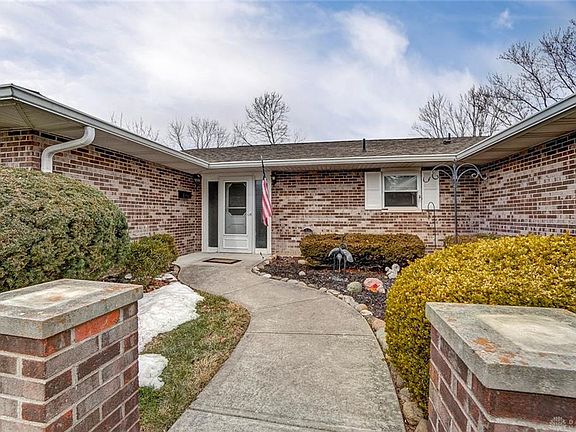 4th image of 511 Snowglen Dr