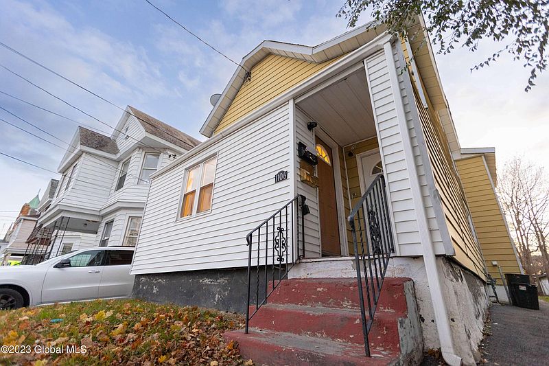 5th image of 1106 Congress Street
