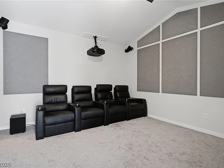 8 Vista Outlook St — Photo 31
