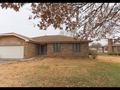 1030 W Tracy St, Springfield, MO, 65807