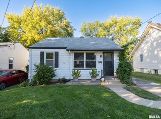 1111 E Gift Ave, Peoria, IL