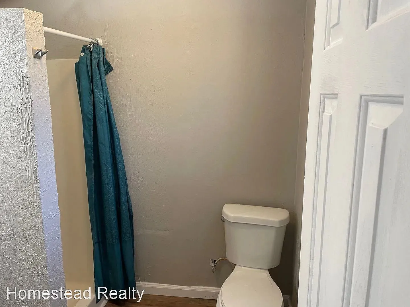 3 Bedroom, 2 Bathroom Home for Rent in Silsbee — Photo 4