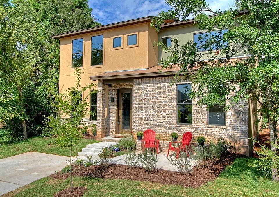 1st image of 3220 Poe Dr