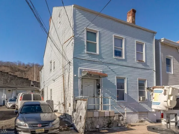 12 Chadwick St #4, Paterson City, NJ 07503