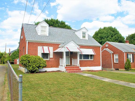 3rd image of 3225 Greenland Ave NW