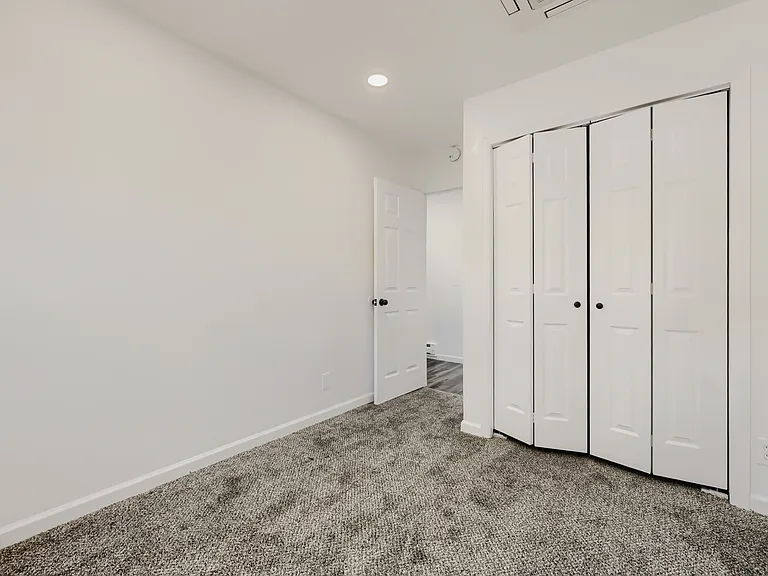 1190 Poplar Ave — Photo 15