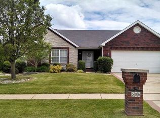 506 Autumn Run Ct, Wentzville, MO 63385