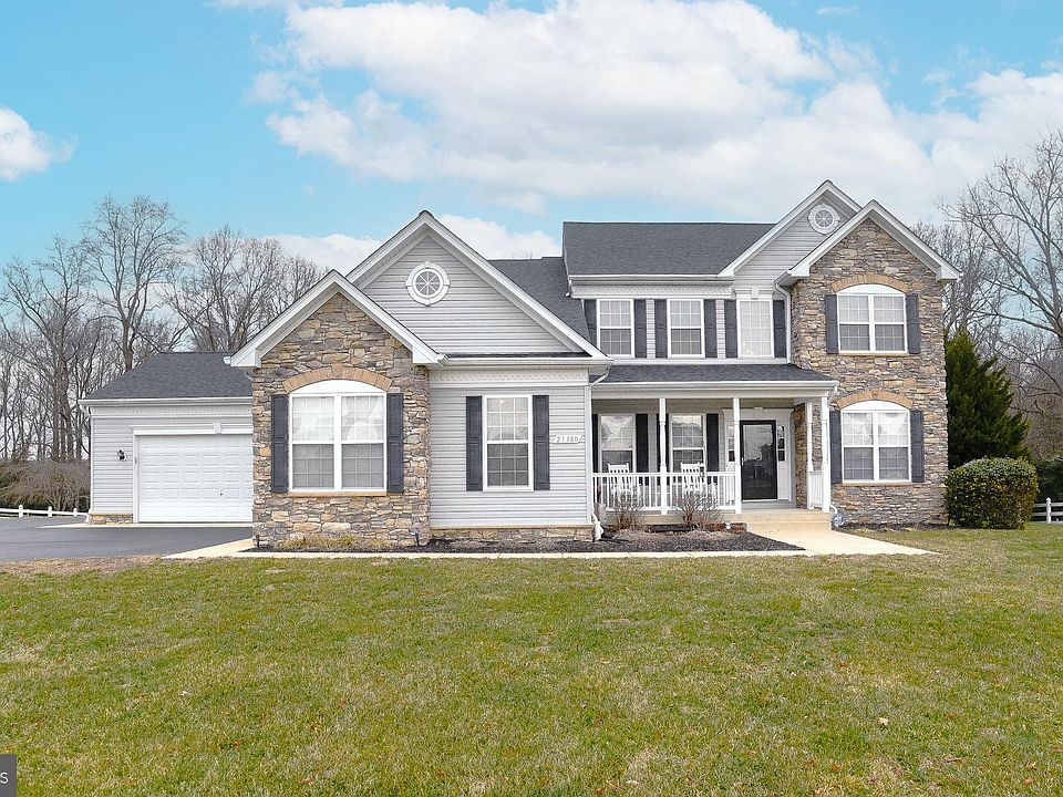 1st image of 21380 Fairwood Ct