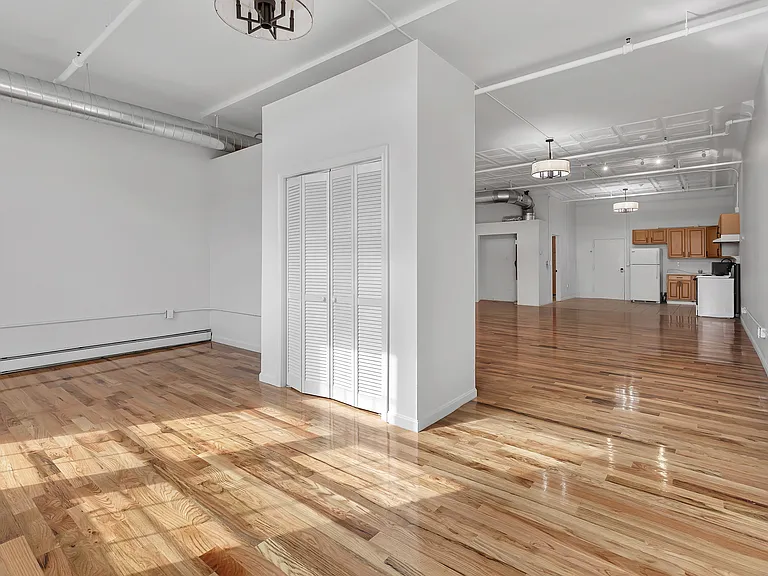 83 Main St #5 — Photo 11