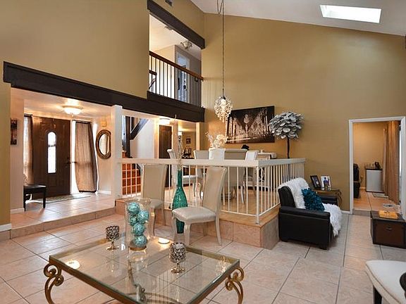3rd image of 1032 Windsong Cir