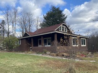 687 Bernardston Rd, Greenfield, MA 01301