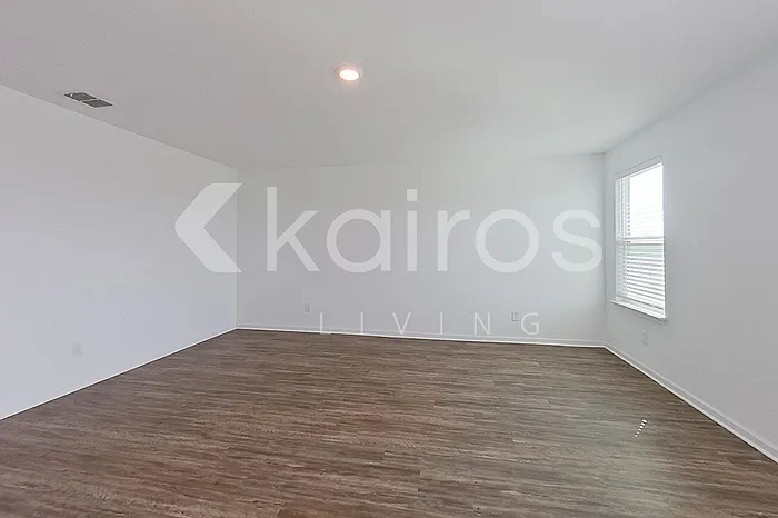 946 Shady Brk — Photo 17