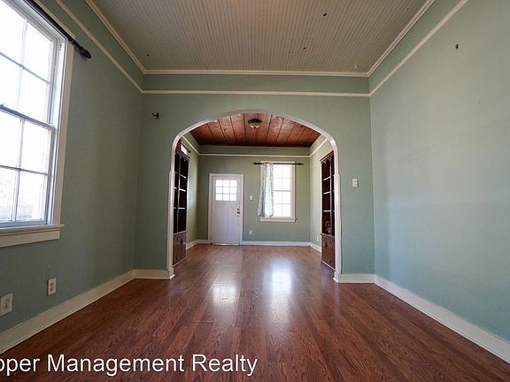 4th image of 2741 Verbena St