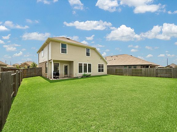 5th image of 3812 Moss Hill Rd