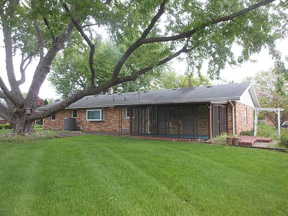 5th image of 4786 Dogwood Dr