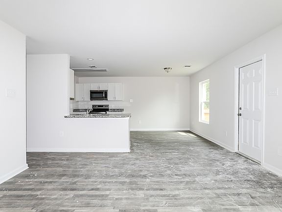 4th image of 14141 Harlequin Dr