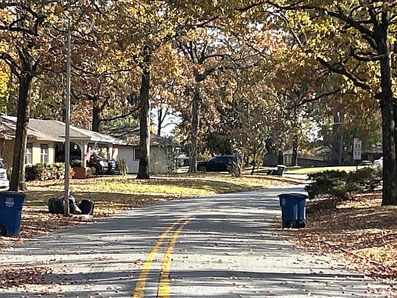 5th image of 3900 Lakeview Rd