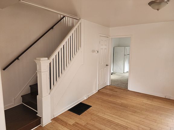 2nd image of 37 Denham Ave