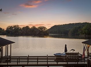 256 Sundown Shores Ln, Decatur, TN 37322