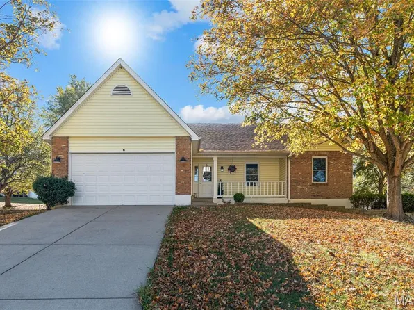 14 Lexington Ln, Washington, MO 63090